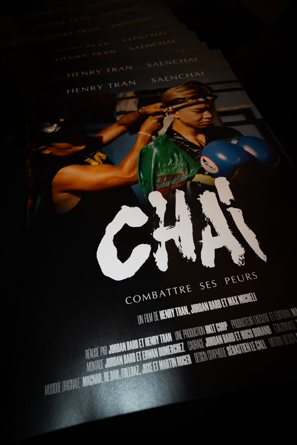 Affiche officielle CHAI, détail